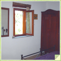 Agriturismo Bed & Breakfast Tuscia - Viterbo e Allevamento di Pastori Tedeschi - Tel. 338.816.02.64